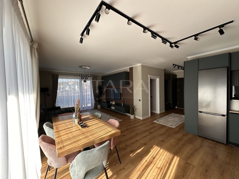 Apartament de Lux în Zona Buna Ziua - Poză 3