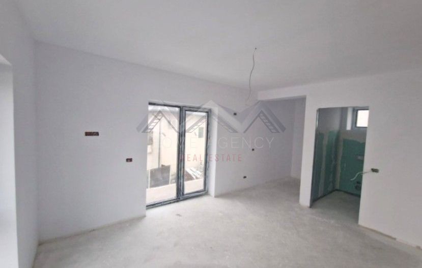 Casă individuală P+1+M în Otopeni – confort și compartimentare excelentă - Poză 4