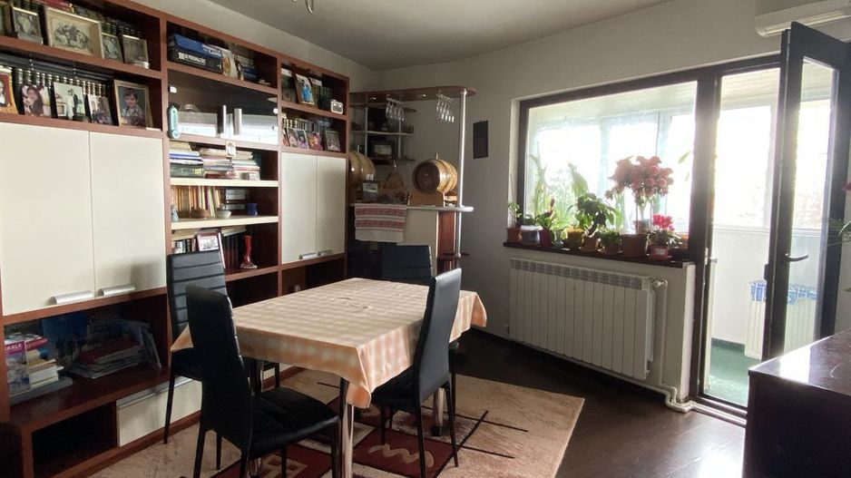 4 camere, decomandat, renovat, Micro39 B - Poză 1