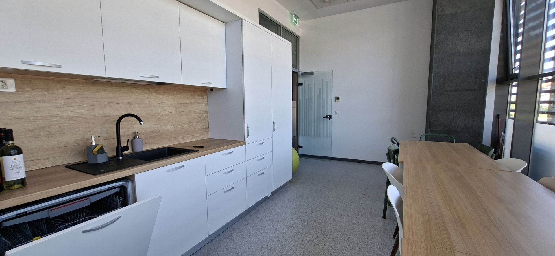 Spatiu pentru birou 258mp - Piata 700 - Poză 7