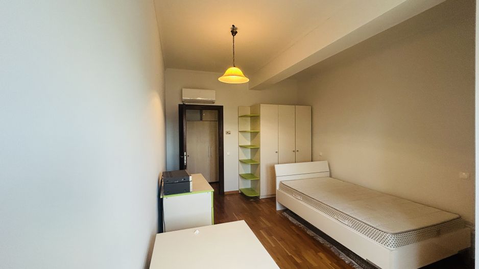 Penthouse de inchiriat, zona buna, terasa mare, mobilat si utilat - Poză 21