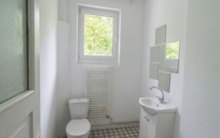 Apartament de închiriat în Copou, la 2 minute de Liceul Negruzzi, strada V. Babeș - Poză 4
