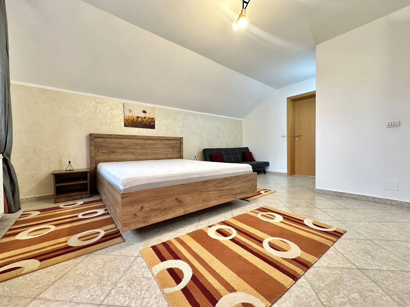 Casă de închiriat – Tohanu Nou, Str. Branului - Poză 18