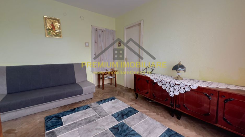 Apartament decomandat cu 2 camere zona centrala - Poză 2