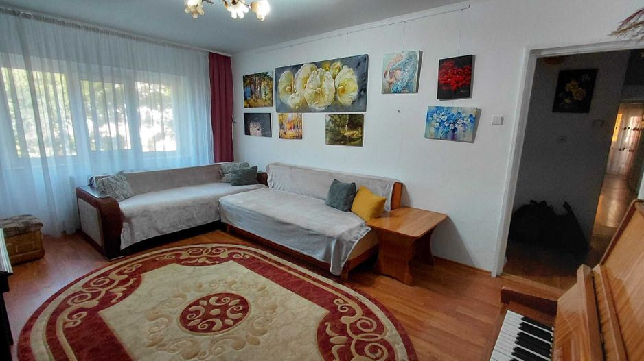 Apartament 3 camere dec – Sid Vest ,Etaj 1 ,2 balcoane - Poză 1