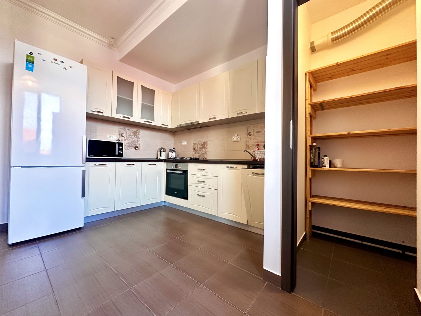 De închiriat apartament 3 camere, Dumbrăvița - comision 0% - Poză 20