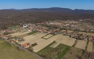 Loc de casă în Odvoș - Conop 3000mp - Poză 23