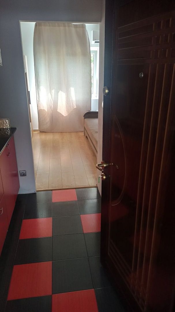 BRASADAS vinde garsoniera etaj 4/4 Micro 17 Somesului. - Poză 2
