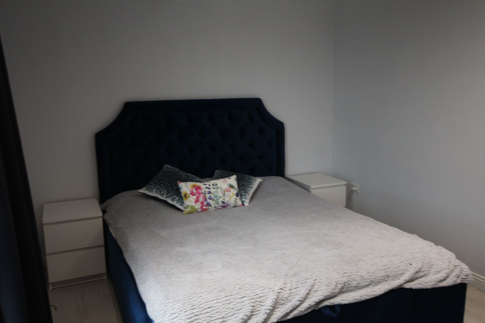 Modern si primitor - Poză 53