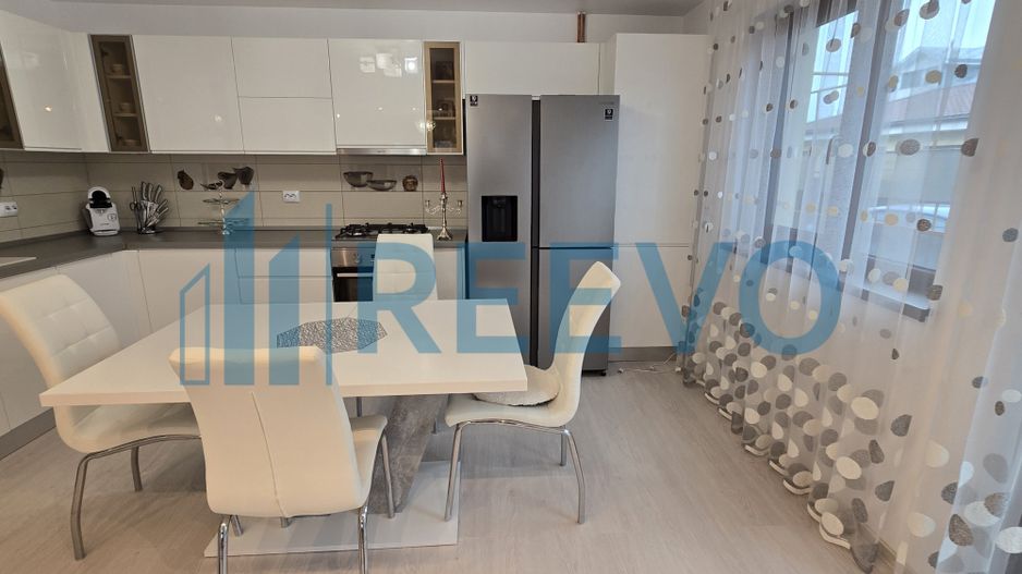 Casă de închiriat în Lilieci - Poză 3