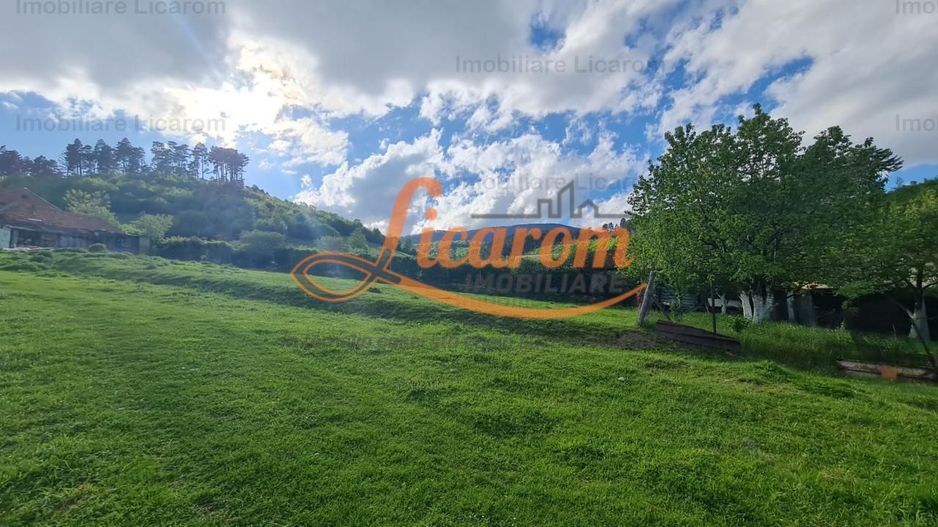 Vila P+E+Pod in Codlea zona cu aer curat,teren 1050 mp - Poză 13