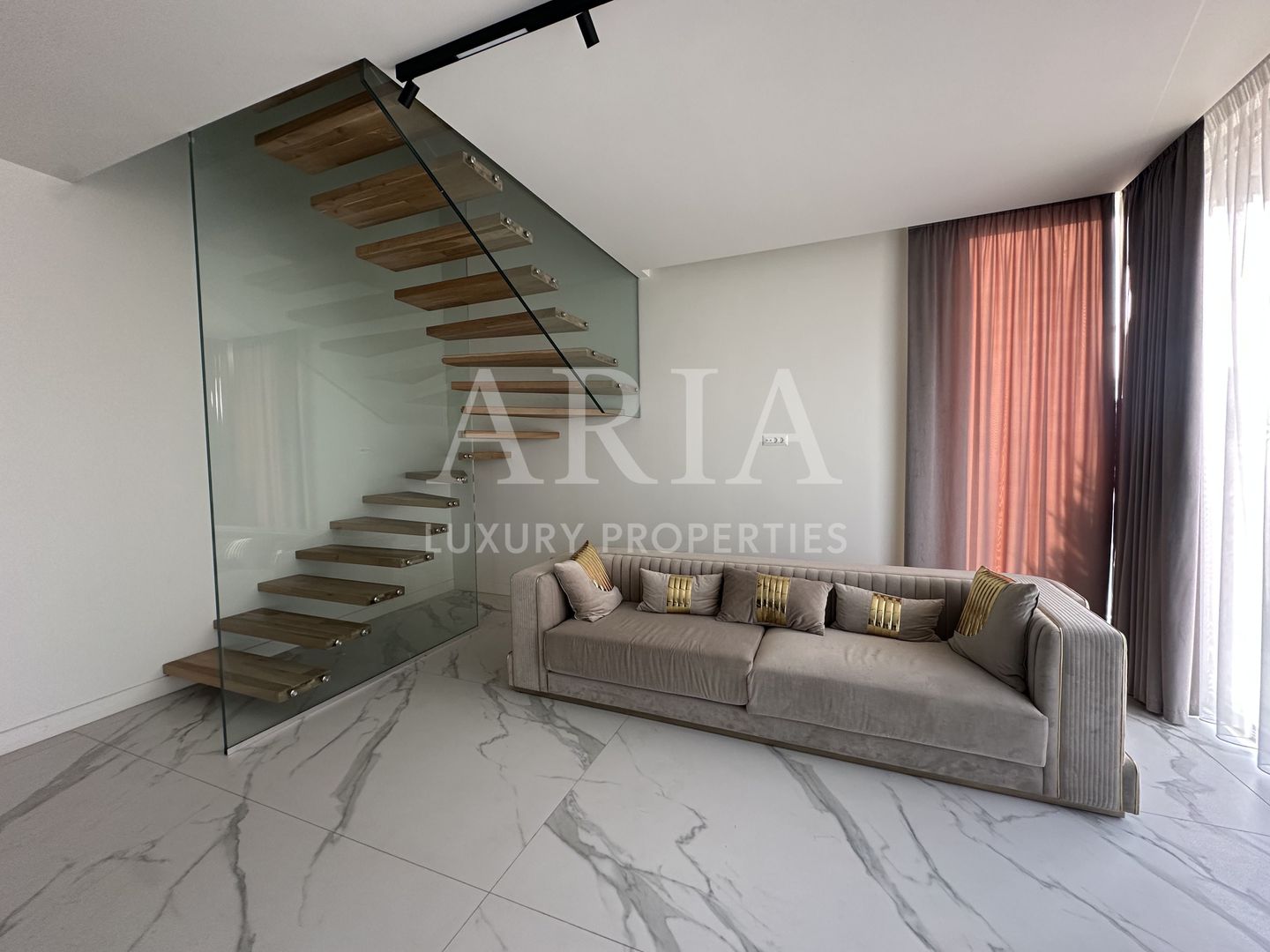 VILLA INDIVIDUALA - LUXURY GATED COMMUNITY - - Poză 3