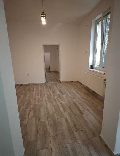 Casa de locuit sau Spatiu Comercial de Inchiriat Gara de Nord - Vulcanescu - Poză 8