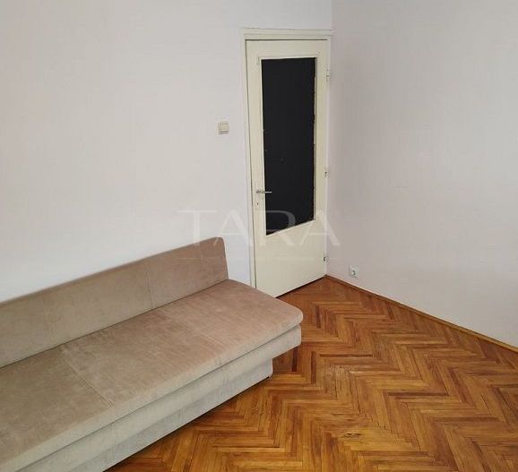 Apartament cu potențial, 3 camere, aproape de Big. - Poză 9
