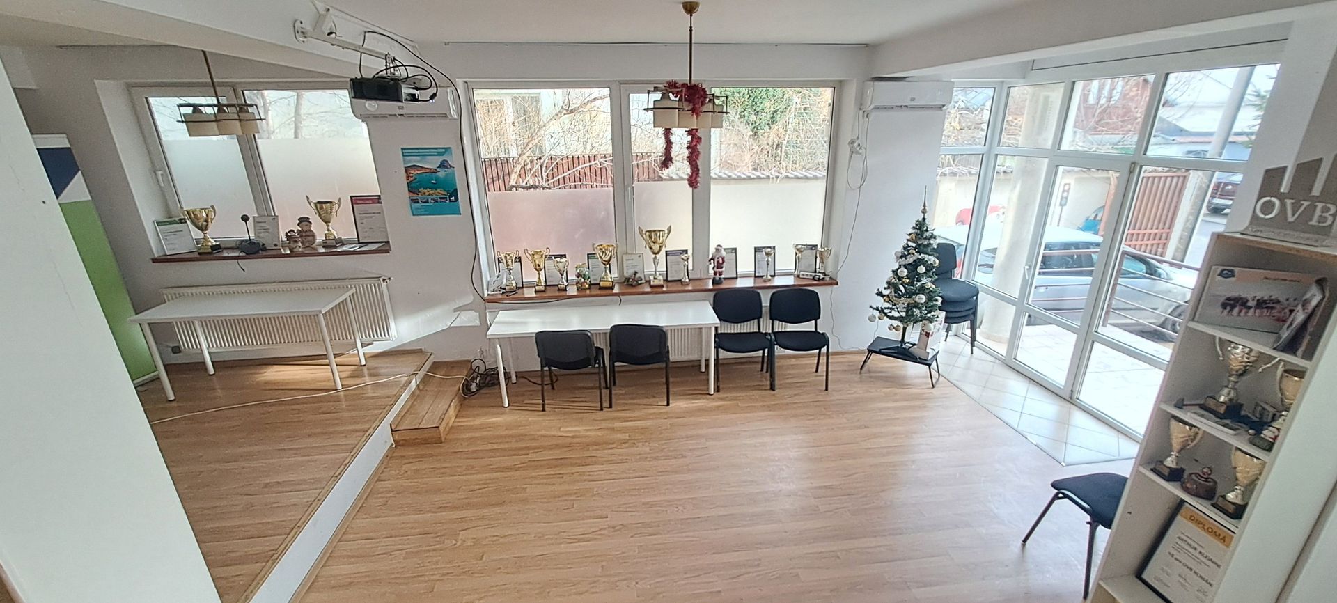 Vila individuala 7 camere | ideala birouri - Poză 2