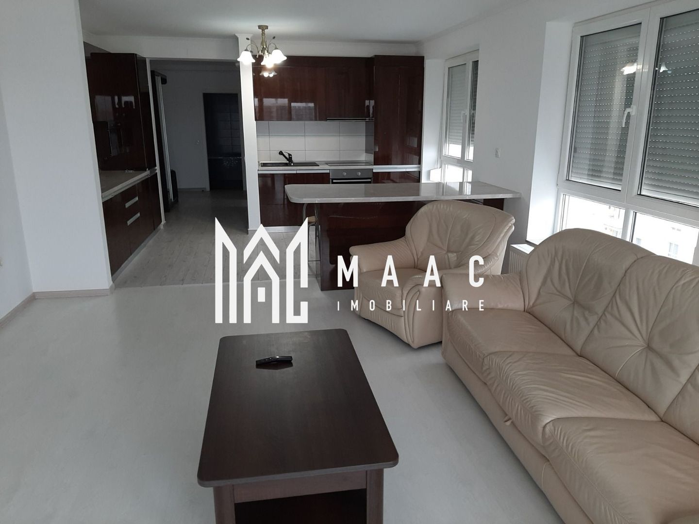 Penthouse 3 camere de închiriat | Șelimbăr | terasă 37 mp - Poză 3