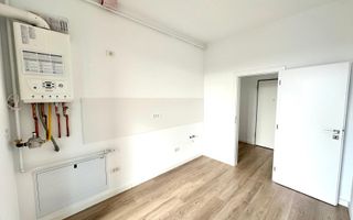 Etaj 1. Lift. Decomandat. Loc parcare. - Poză 5