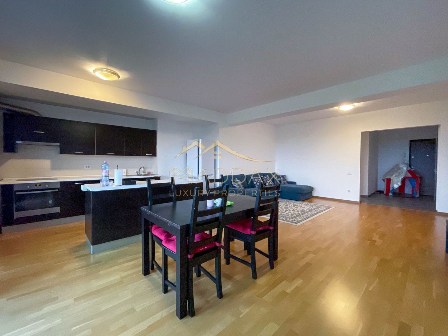 Apartament 4 camere de vanzare II Baneasa II Pipera II Parcare - Poză 1