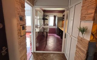 Apartament 3 camere Decomandat, et. 1, bulevard GARA - 139,900 EURO - Poză 8