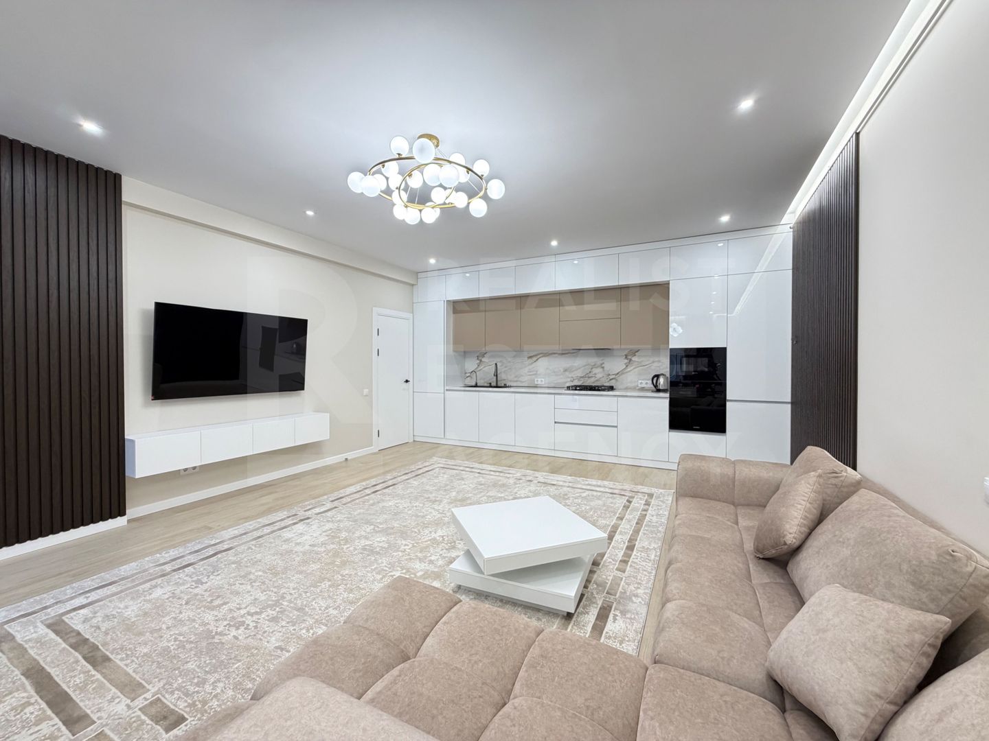 Chirie, duplex zona Port Mall - Poză 2