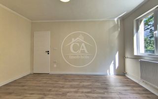 Apartament de vânzare cu 2 camere în zona Rogerius, Oradea - Poză 1