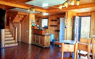 Casa / pensiune investitie sat Pestera, Moieciu, Bran - Poză 3