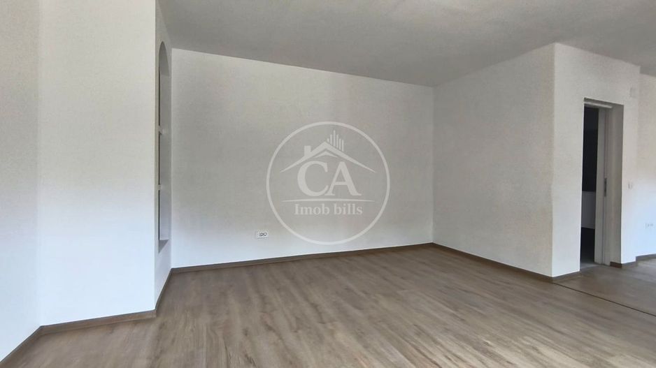 Apartament cu 2 camere la curte comuna de vanzare Ultracentral, Oradea - Poză 7