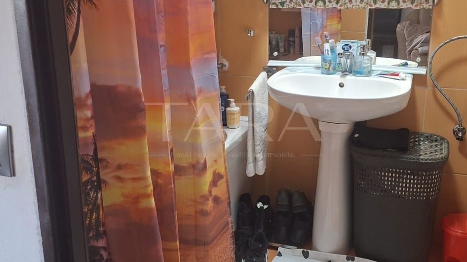 Apartament cu terasă generoasă,spatiu recompartimentabil– zona Petrom. - Poză 8