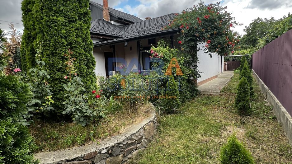 Casă Cordun, 2 dormitoare + living, 1000 mp teren - Poză 1