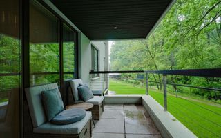 Chirie I Apartament unic de 3 camere | Vedere directă pădure I 127 mp - Poză 3