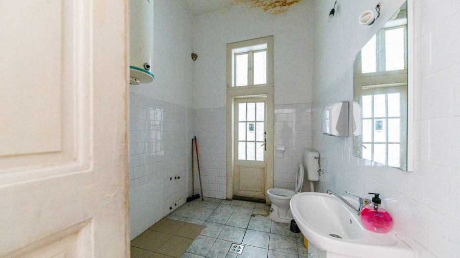 Zona istorică Traian–6 apartamente în imobil cu potențial, 621 mp, 759 mp teren - Poză 17