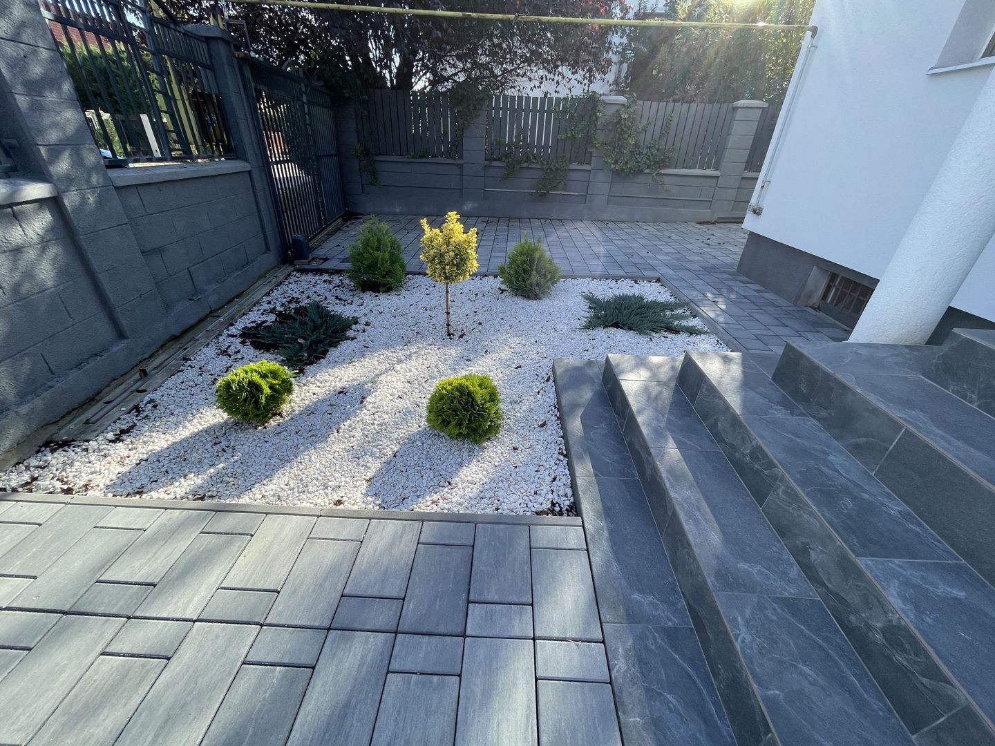 Casa spatioasa cu spatiu de relaxare-zona Blascovici - Poză 12