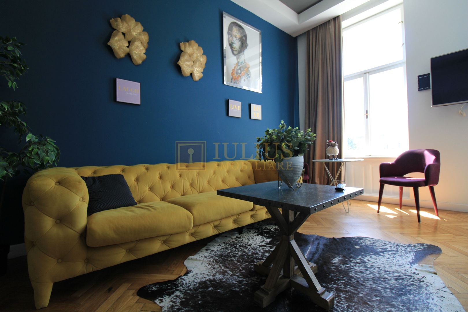 Semicentral, 2 camere, centrala proprie. - Poză 3