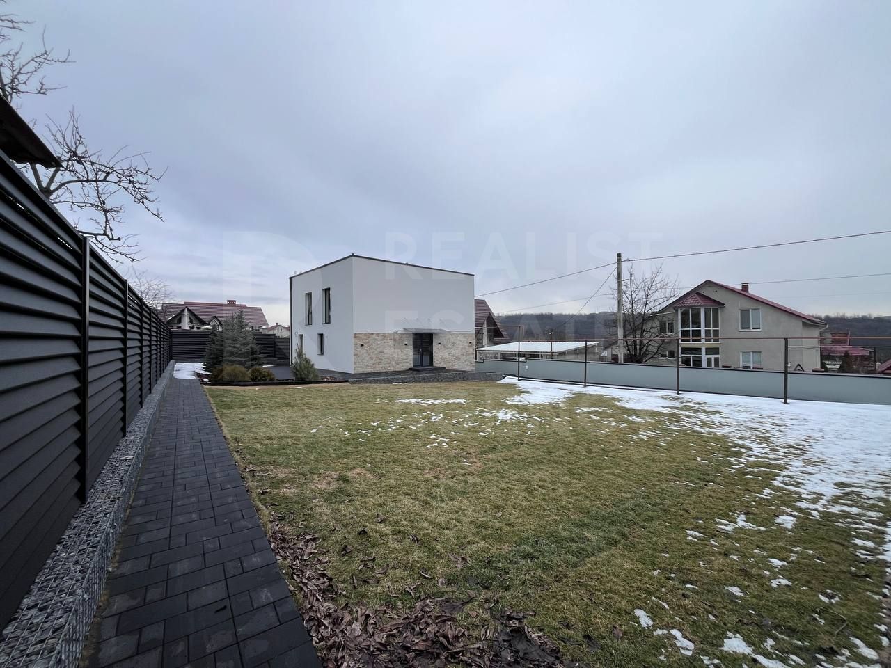 Vânzare, Hi-Tech, 2 nivele, 3 camere, strada Vielor, Tohatin - Poză 3