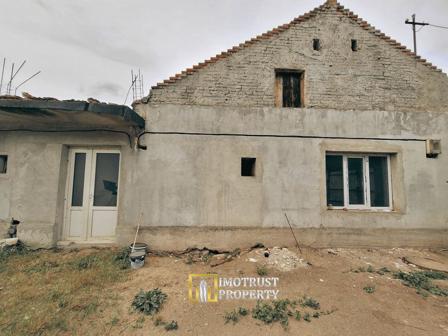 Casă deosebită de vânzare în inima Aradului - Poză 3