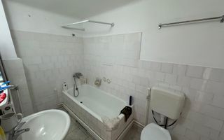 Casa cu 3 camere, 2300mp teren, zona SubPadure - Poză 9