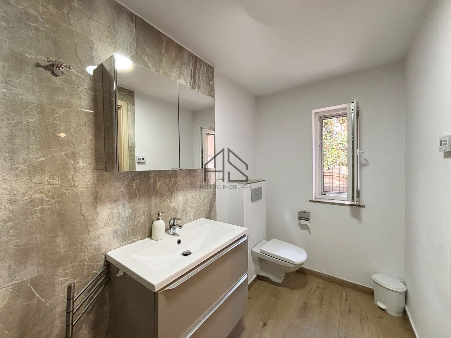 De închiriat | Casă cu 2 camere | Curte | Central - Poză 8