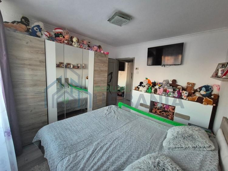 Apartament 3 camere etaj 4 de vânzare – Podu Roș, Aleea Rozelor, - Poză 4