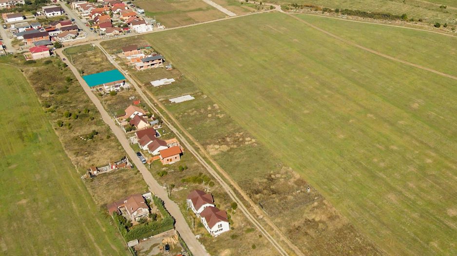 Teren de 443 mp în Bujac - Poză 1