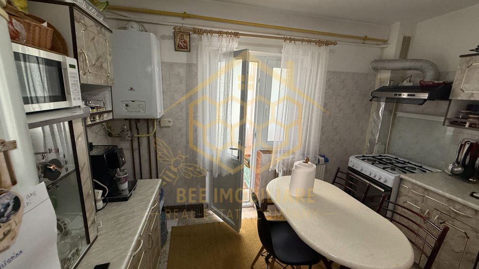 Apartament 3 camere , decomandat in 1Mai - Comision 0% - Poză 7