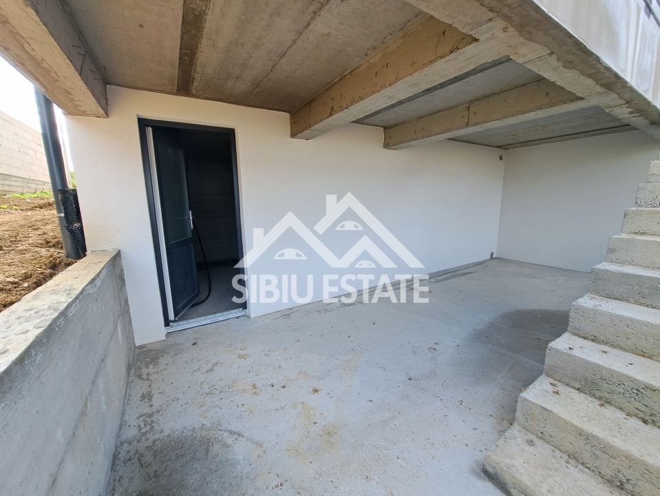 Casa noua cu pivnita  Sibiu Calea Cisnadiei - Poză 10