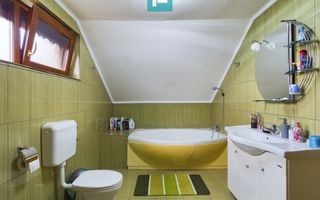 Vilă cu 3 dormitoare în Zimandu Nou - Poză 13