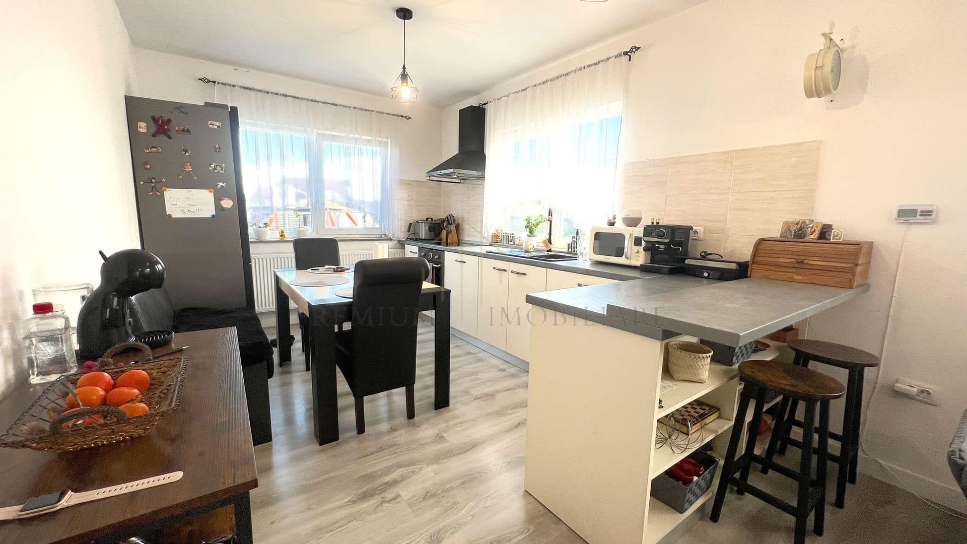 Vila de vanzare Onesti - Cartier Andrasesti - Poză 13