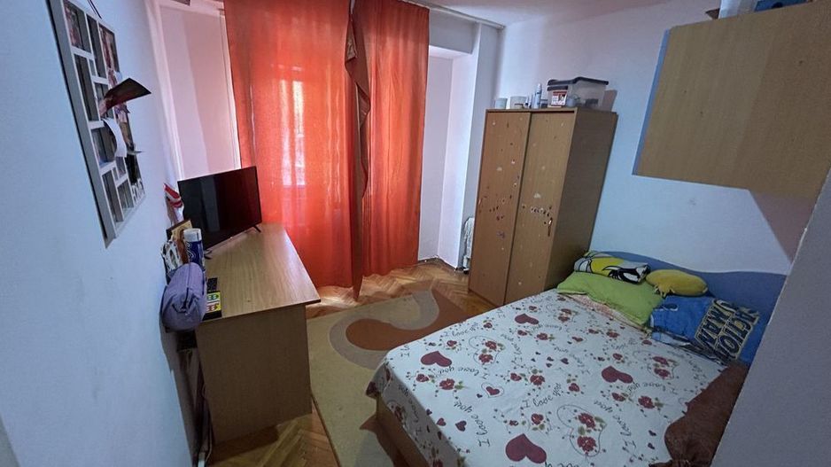 Dambovita | 3 Camere | Etaj Intermediar. - Poză 1