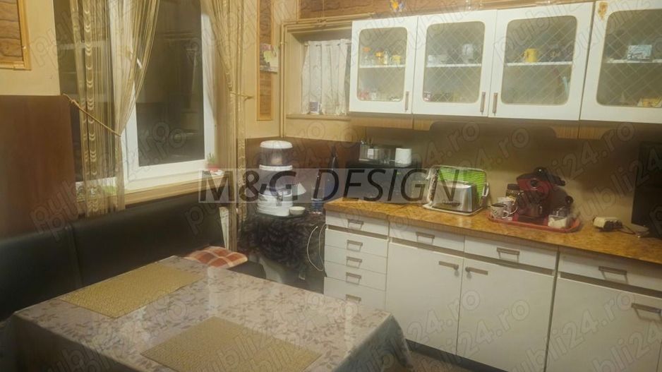 Apartament 4 camere  zona Sinaia - Poză 2