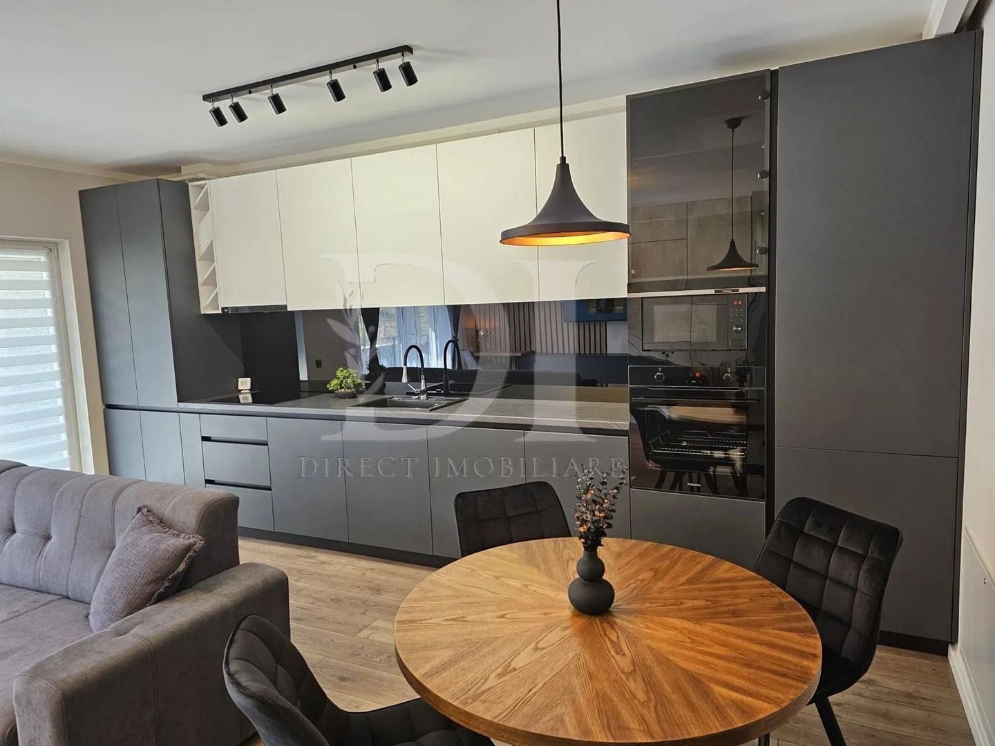 Apartament la cheie | terasă | Zona Teilor - Poză 2