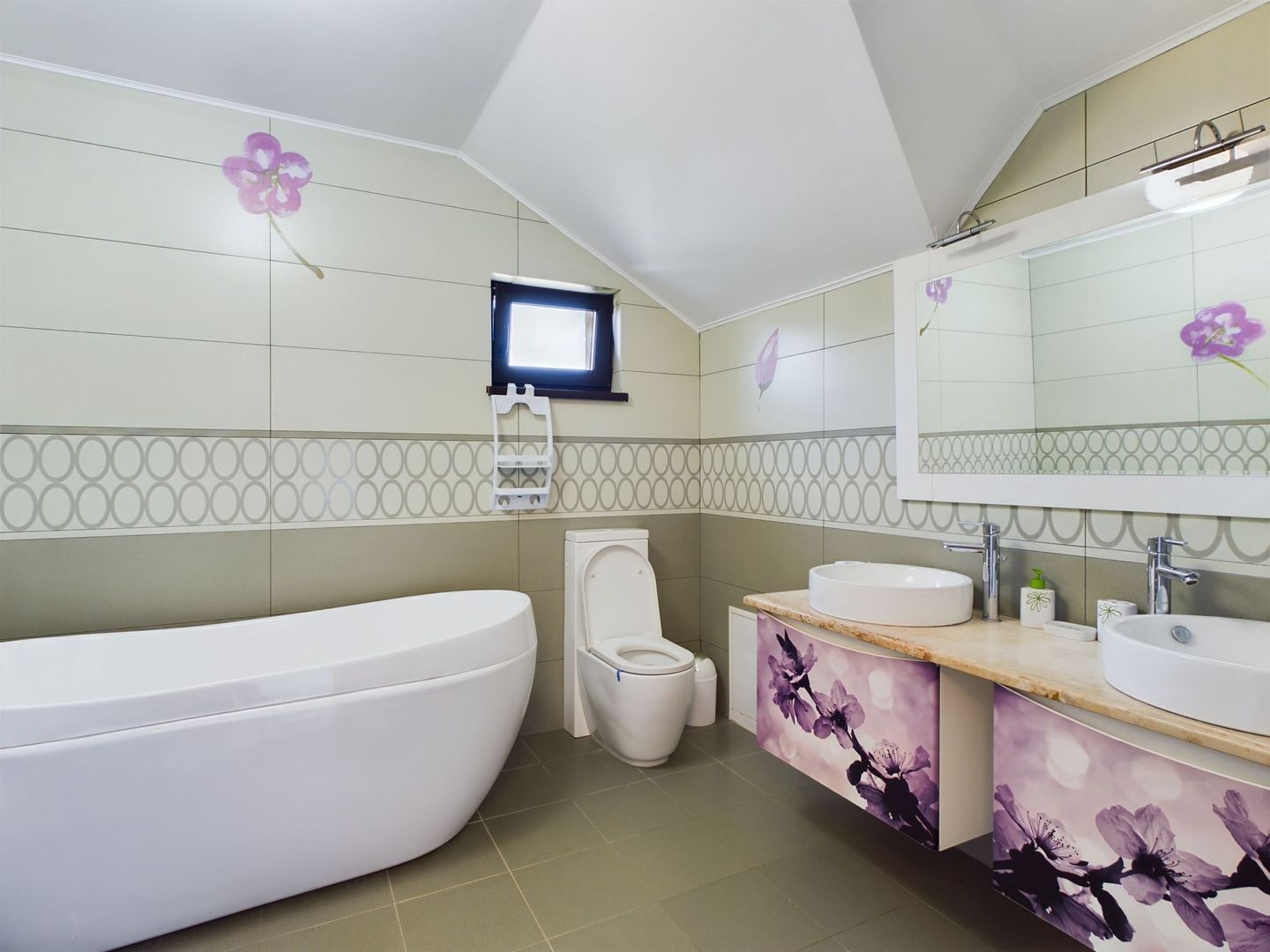 Vilă modernă cu 5 camere Curtici - Poză 17