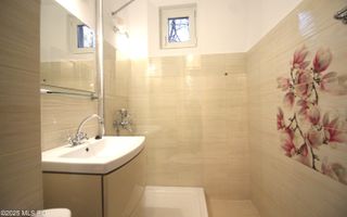 Drumul Taberei - Str. Targu Neamt, etaj 1, liber, bucatarie utilata! - Poză 3