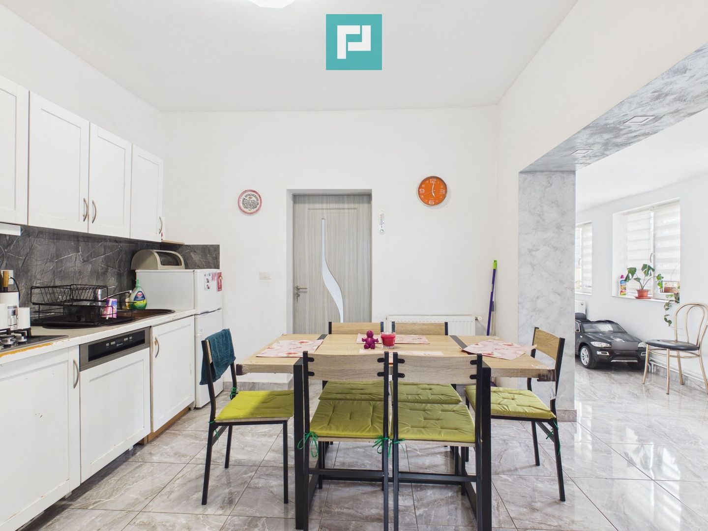 Casă individuală 3 camere,teren de 1500Mp Bătania - Poză 14