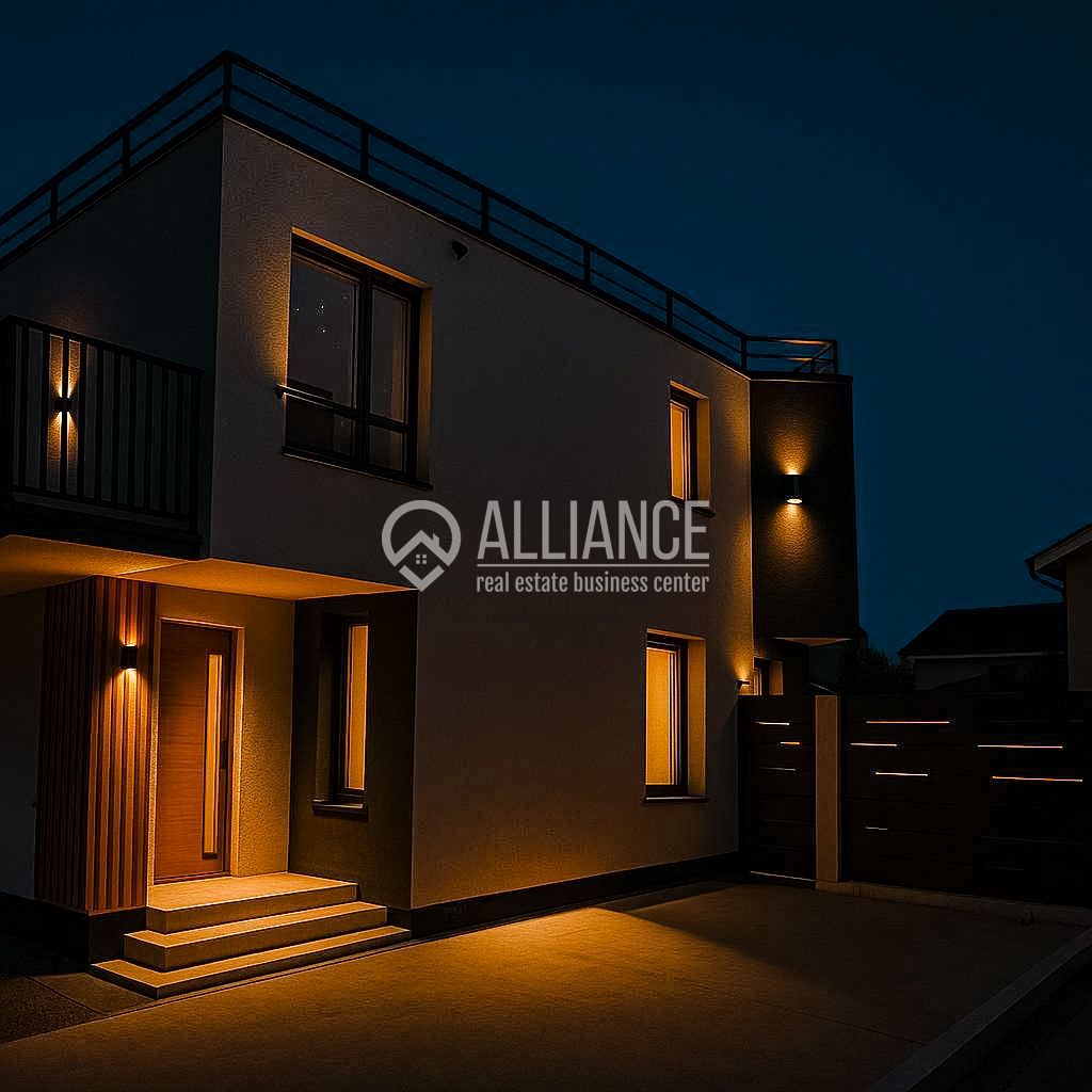 PALAZU MARE(COD 05) - Curte proprie. Vedere panoramică spre lac. - Poză 12